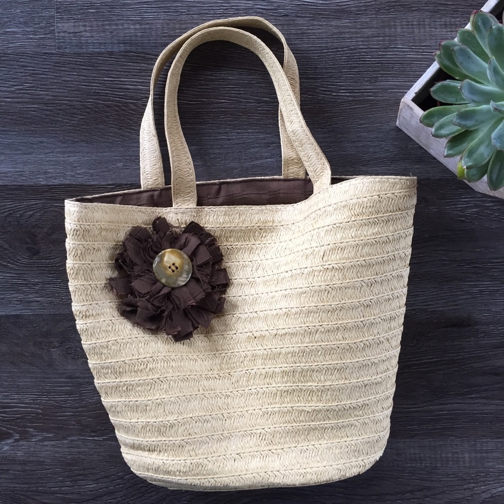 Straw Lined Beach Bucket Tote Flower Embellished